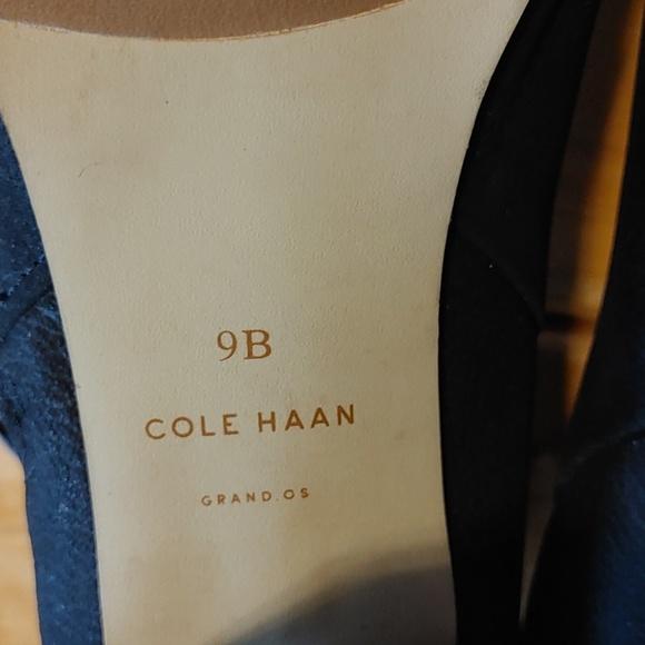 Women's Cole Haan Black Leather Ankle Boots 9B - Picture 7 of 13